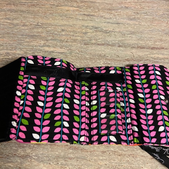 ♥️HOST PICK ♥️NWOT Vera Bradley wallet - Picture 5 of 14